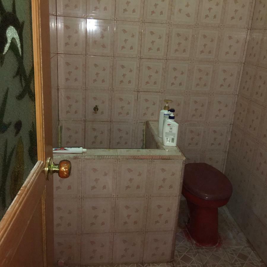 Aini Home Stay Тернате Экстерьер фото